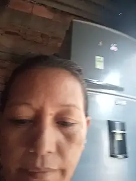 Snapshot of marinita13 chatting on June 19, 12:20 pm marinita13 online show from June 19, 12:20 pm