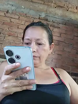 Snapshot of marinita13 chatting on June 24, 8:41 pm marinita13 online show from June 24, 8:41 pm