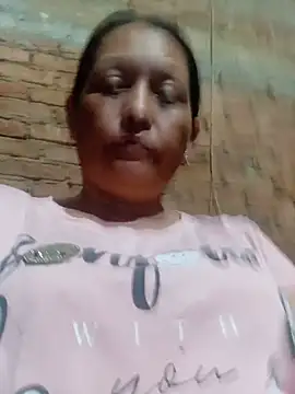 Snapshot of marinita13 chatting on July 22, 1:19 am marinita13 online show from July 22, 1:19 am