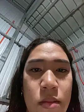 Snapshot of slut_clio chatting on February 19, 2:02 pm slut clio online show from February 19, 2:02 pm