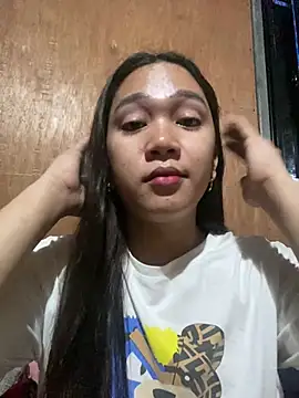 Snapshot of slut_clio chatting on February 21, 12:06 pm slut clio online show from February 21, 12:06 pm