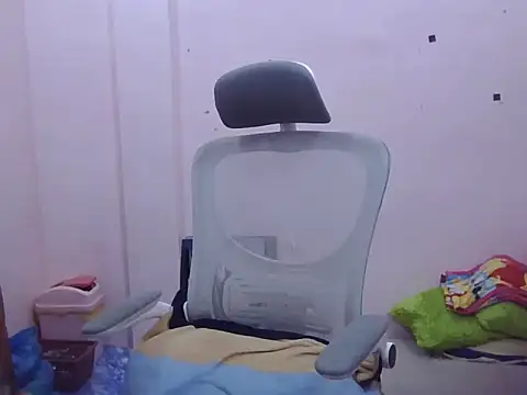 WildPussy4uxx online show from November 16, 6:24 pm