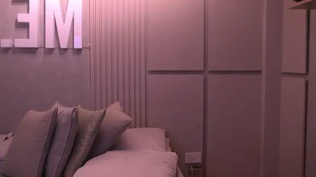 Snapshot of Ariaa_Isabell chatting on June 30, 6:31 pm Ariaa Isabell online show from June 30, 6:31 pm