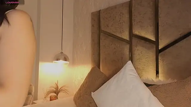 scarlethlux online show from July 21, 6:16 am