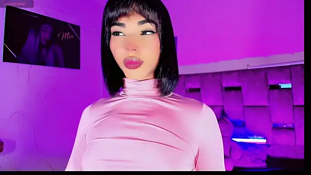 LADY-HOT-SEXY- online show from January 14, 5:13 am