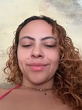 Snapshot of Chloe_Leaozinho chatting on May 26, 5:42 pm Chloe Leaozinho online show from May 26, 5:42 pm