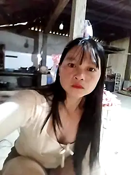 Tiyir597 online show from May 4, 11:34 pm