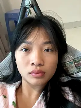 Snapshot of Phayphay77 chatting on December 5, 12:19 am Phayphay77 online show from December 5, 12:19 am