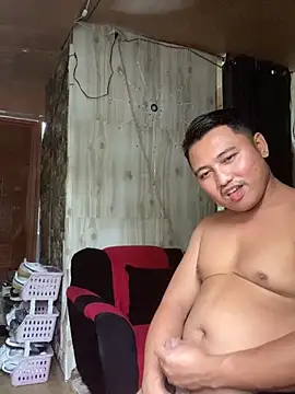 Snapshot of BicuriousExploer chatting on November 16, 3:45 am BicuriousExploer online show from November 16, 3:45 am