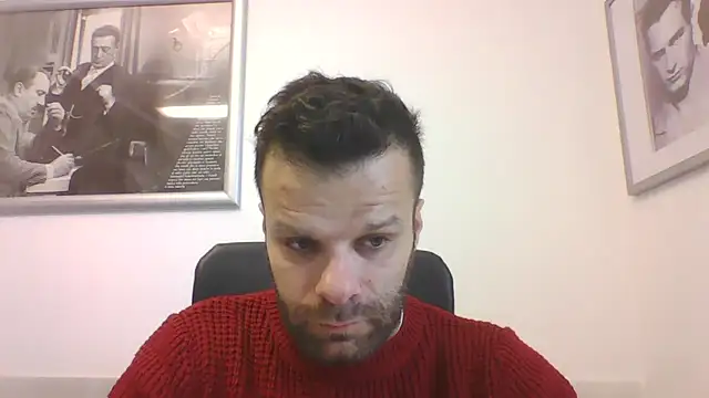 Snapshot of FROCETTO93 chatting on May 7, 7:03 am FROCETTO93 online show from May 7, 7:03 am