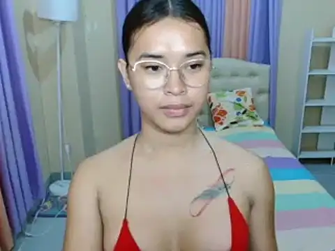 Snapshot of SeductiveAppleTS chatting on June 17, 9:12 am SeductiveAppleTS online show from June 17, 9:12 am
