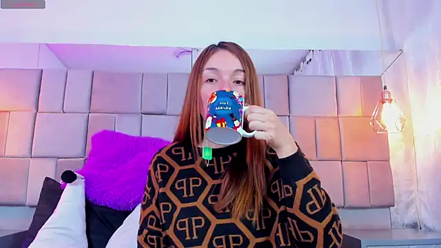 antoneella jones online show from December 2, 1:28 pm