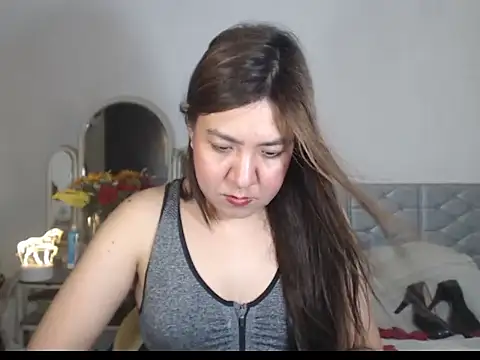 stellahugeX online show from November 30, 9:13 am