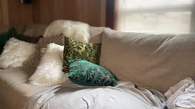 Snapshot of PefectNipz chatting on September 17, 4:08 pm PefectNipz online show from September 17, 4:08 pm