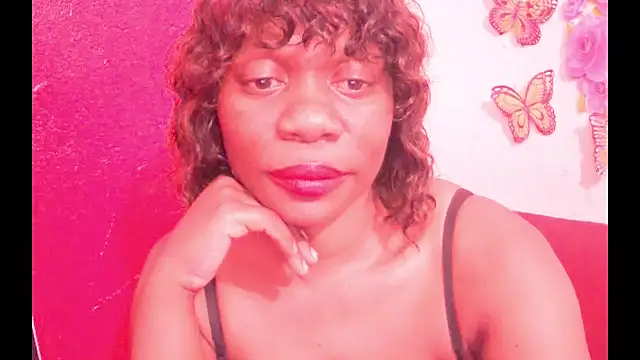 IndianqueenB online show from December 4, 9:29 am