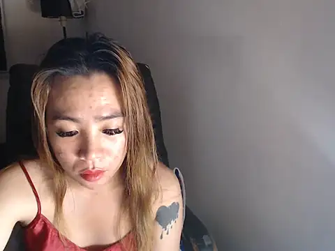 Snapshot of trans_69_ chatting on June 6, 8:24 pm trans 69 online show from June 6, 8:24 pm