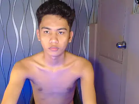 Demure Asian143 online show from September 14, 9:41 am