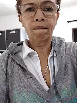 Merybeks online show from October 31, 10:38 am