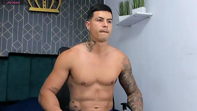 andres-clark92 online show from July 10, 5:37 pm