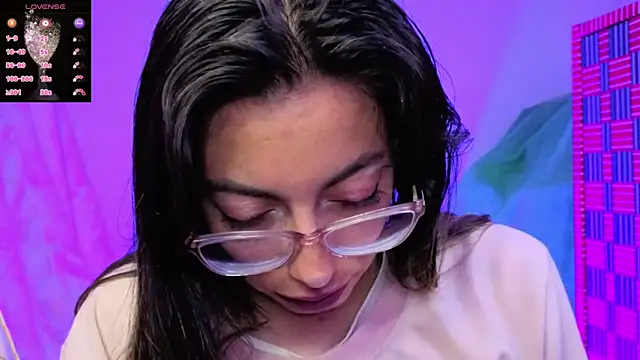 Miranda sexlove  online show from February 24, 7:01 pm