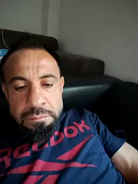 Snapshot of mykelem chatting on May 24, 7:46 am mykelem online show from May 24, 7:46 am