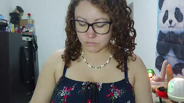 greeneyes nurse online show from May 29, 1:14 am