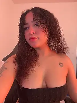 Snapshot of Kass_1 chatting on April 9, 5:18 pm Kass 1 online show from April 9, 5:18 pm
