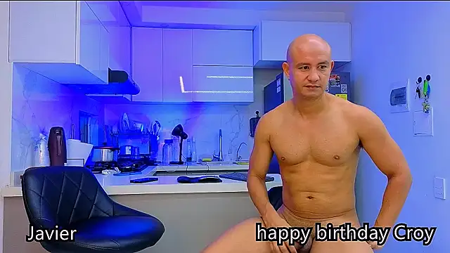 Snapshot of twoboyssex chatting on June 11, 10:35 am twoboyssex online show from June 11, 10:35 am