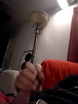 Snapshot of Hungwell1515 chatting on February 3, 8:30 am Hungwell1515 online show from February 3, 8:30 am