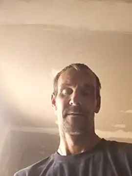 Snapshot of Hungwell1515 chatting on February 7, 7:28 pm Hungwell1515 online show from February 7, 7:28 pm