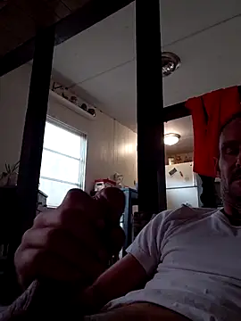 Snapshot of Hungwell1515 chatting on February 19, 12:34 pm Hungwell1515 online show from February 19, 12:34 pm