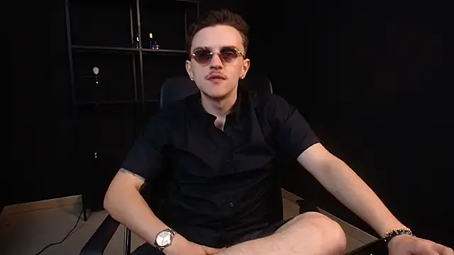 Snapshot of FelixStarkk chatting on July 11, 5:43 am FelixStarkk online show from July 11, 5:43 am
