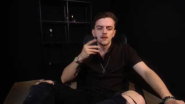 Snapshot of FelixStarkk chatting on July 15, 3:34 am FelixStarkk online show from July 15, 3:34 am