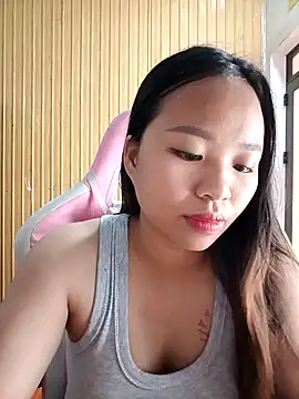 Snapshot of Na_na90 chatting on May 15, 12:17 am Na na90 online show from May 15, 12:17 am