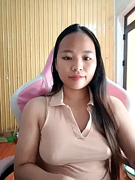 Snapshot of Na_na90 chatting on June 8, 12:58 am Na na90 online show from June 8, 12:58 am