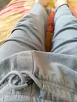 zorhotty online show from May 30, 10:34 am