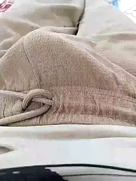 zorhotty online show from July 19, 7:56 am