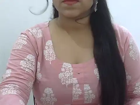 Snapshot of LIYO_ chatting on June 27, 6:07 am LIYO online show from June 27, 6:07 am