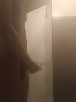 Snapshot of Fizozoo chatting on November 16, 7:52 pm Fizozoo online show from November 16, 7:52 pm