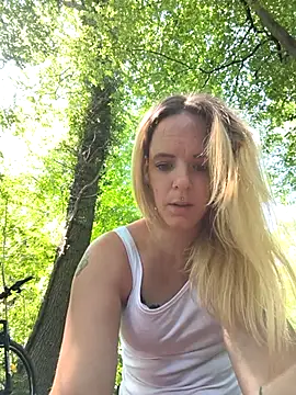 SexyMilf 37 online show from May 29, 10:35 am