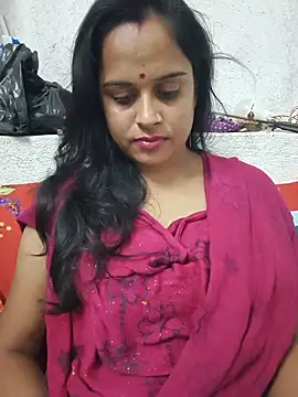 Snapshot of Hot-Riya001 chatting on June 9, 5:35 pm Hot-Riya001 online show from June 9, 5:35 pm