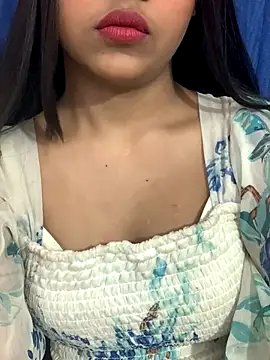 Snapshot of Rashi-48 chatting on December 17, 5:52 pm Rashi-48 online show from December 17, 5:52 pm