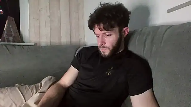 Snapshot of MasterJakeJohns chatting on November 14, 7:45 pm MasterJakeJohns online show from November 14, 7:45 pm