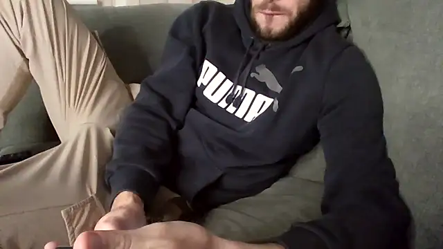 Snapshot of MasterJakeJohns chatting on November 17, 10:48 pm MasterJakeJohns online show from November 17, 10:48 pm