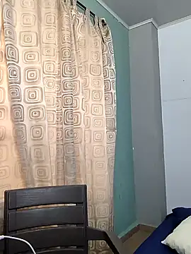 Snapshot of saenz_eymi chatting on May 3, 4:13 pm saenz eymi online show from May 3, 4:13 pm