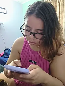 Snapshot of saenz_eymi chatting on May 23, 5:06 pm saenz eymi online show from May 23, 5:06 pm