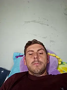 Alex-andru88 online show from October 5, 1:53 pm