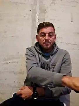 Alex-andru88 online show from October 12, 2:27 pm