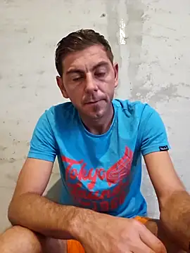 Alex-andru88 online show from November 2, 7:33 am