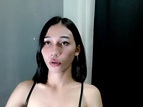 Urfucking khloe1 online show from November 27, 5:48 pm